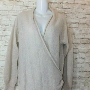 Leith Blouse Medium Acrylic Wool Mohair